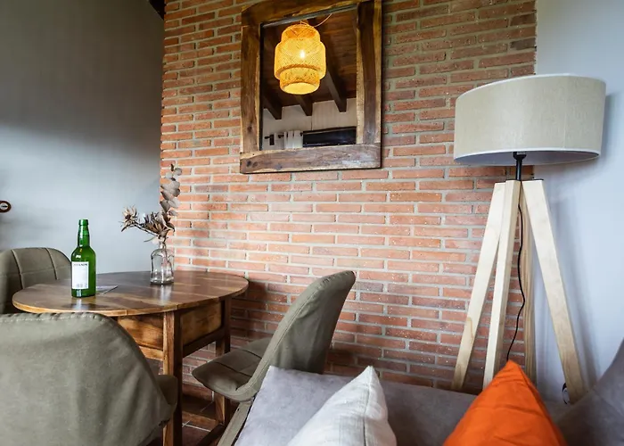 Rural With Sea Views Villa *