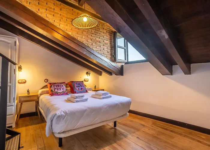 Rural With Sea Views Villa *