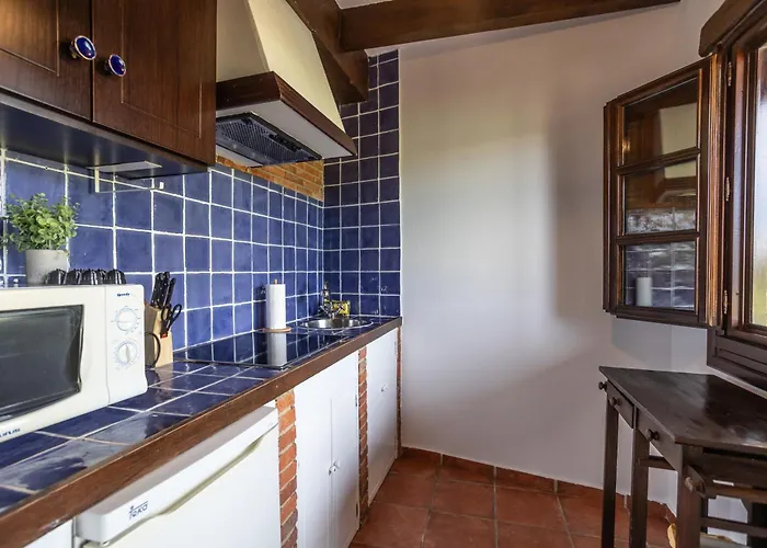 Villa Rural With Sea Views