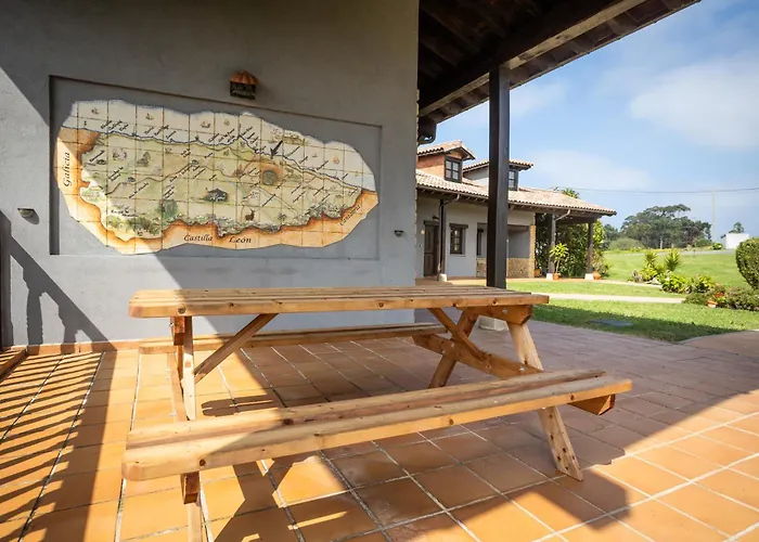 Rural With Sea Views Villa