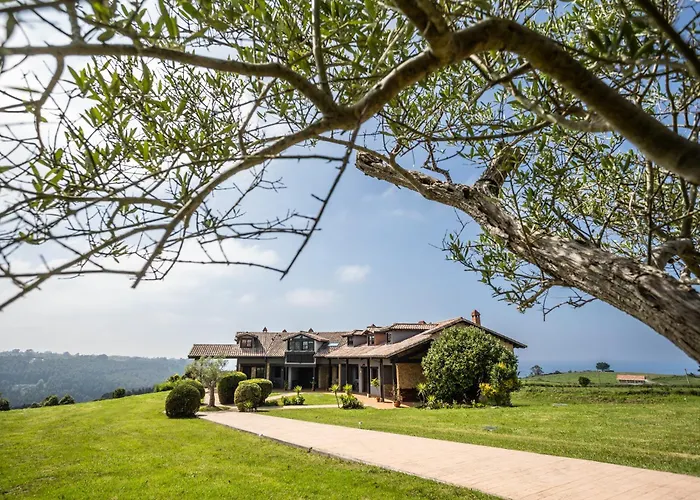 Rural With Sea Views *